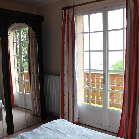 Holiday Home Maison De La Litiere Pugny-Chatenod الغرفة الصورة