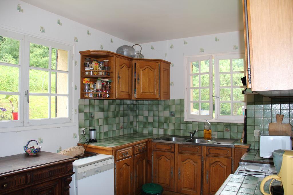 Holiday Home Maison De La Litiere Pugny-Chatenod الغرفة الصورة
